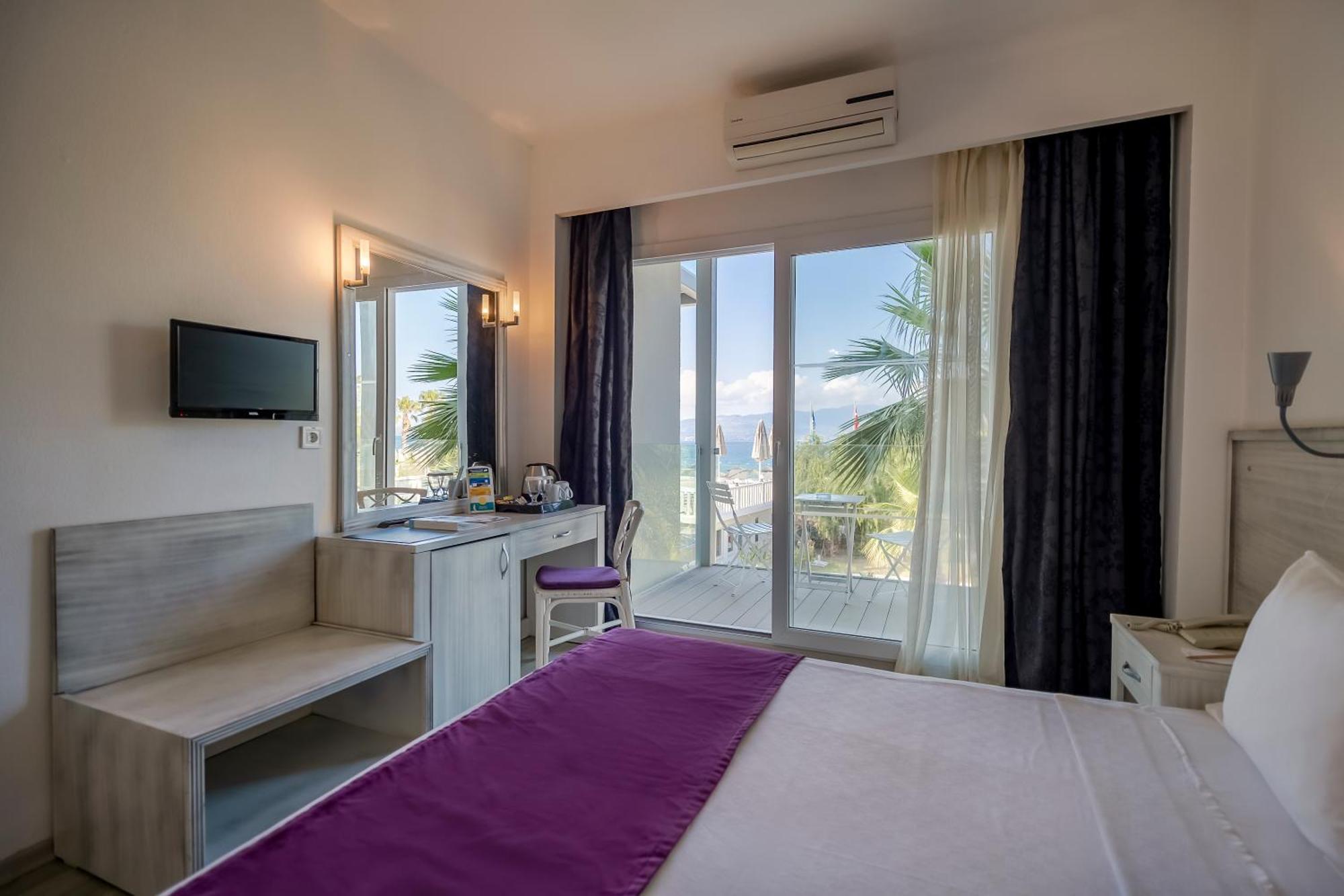 Charm Beach Hotel Akyarlar Exterior foto